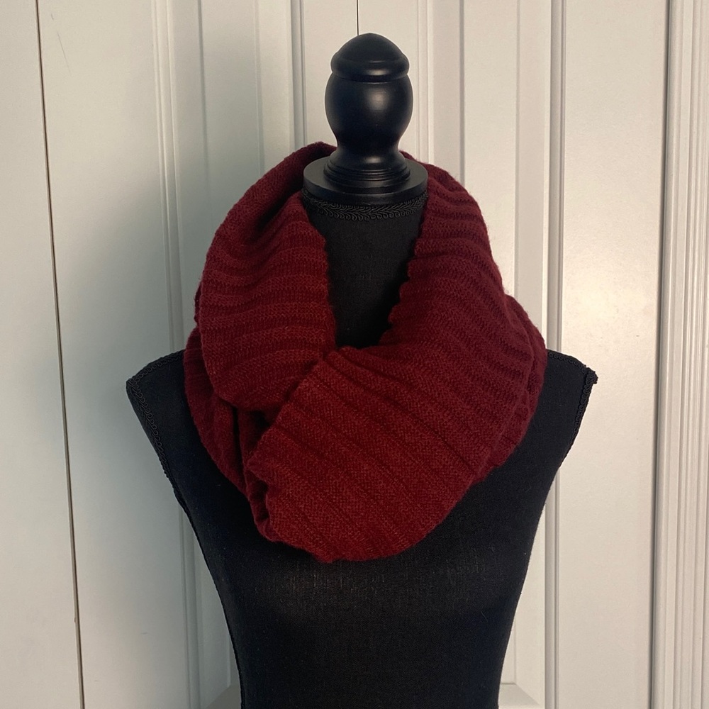 Apt. 9 Women's Rich Burgundy Classic Y2K Infinity Scarf